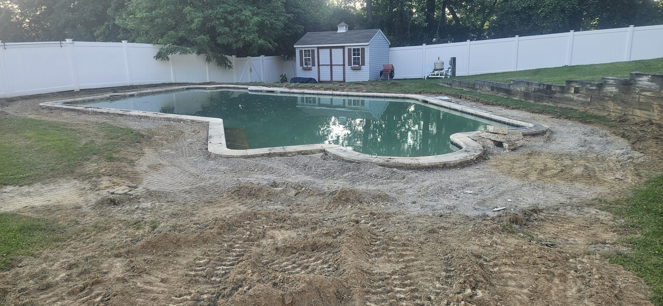 Downingtown, pa pool renovation & concrete pool deck