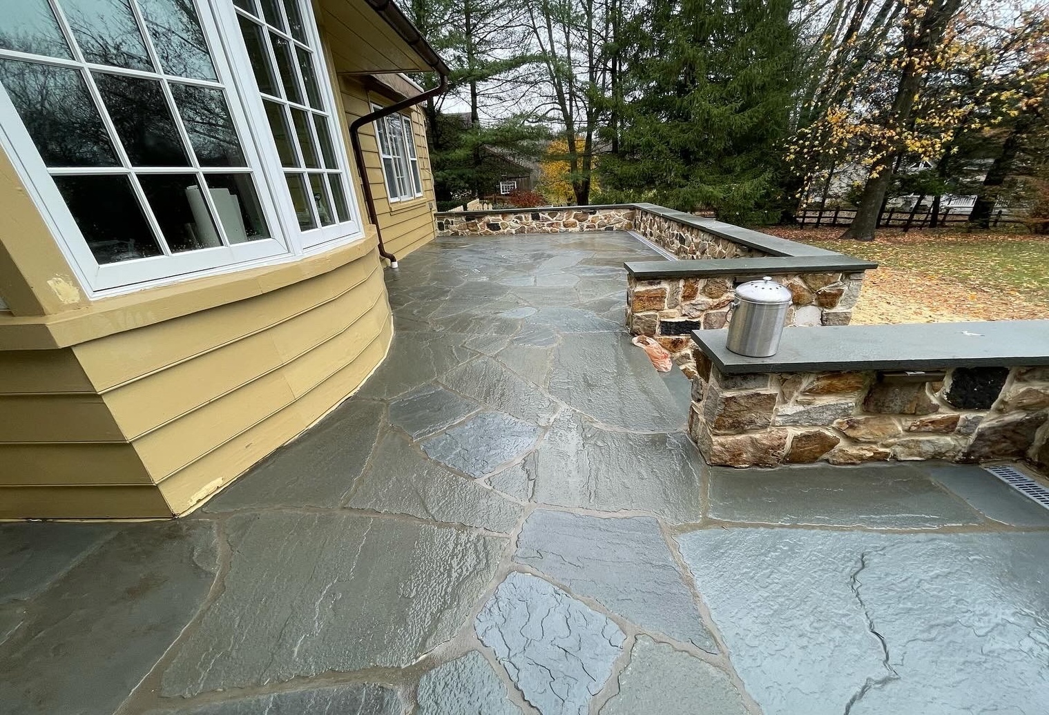 aquaterra pools & scapes