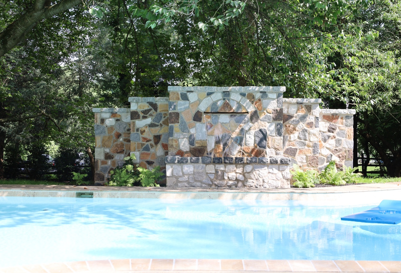 water feature 1519x1036